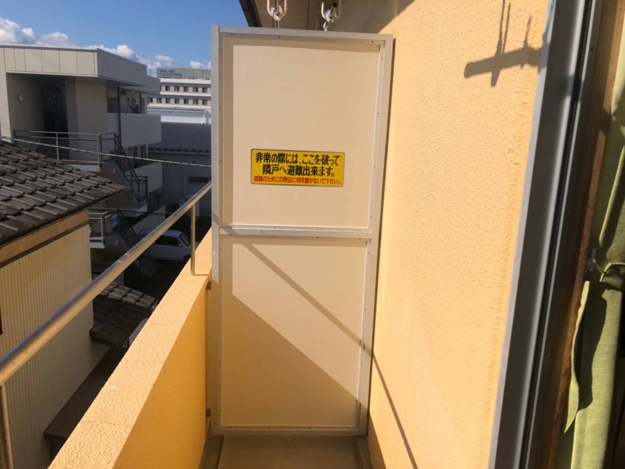 徳島でのマンション管理（隔壁板補修）