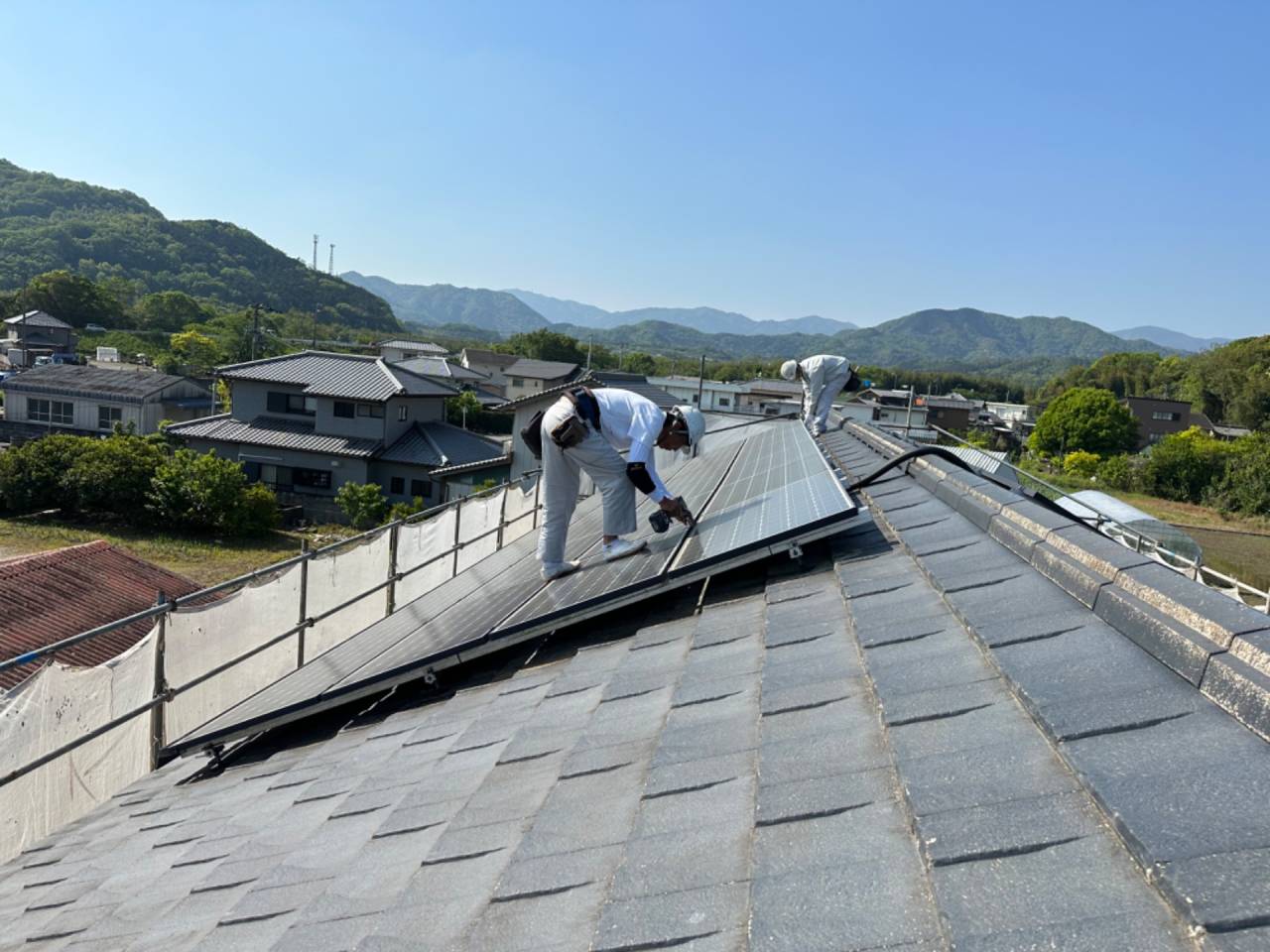 徳島で屋根塗装（太陽光パネル撤去）
