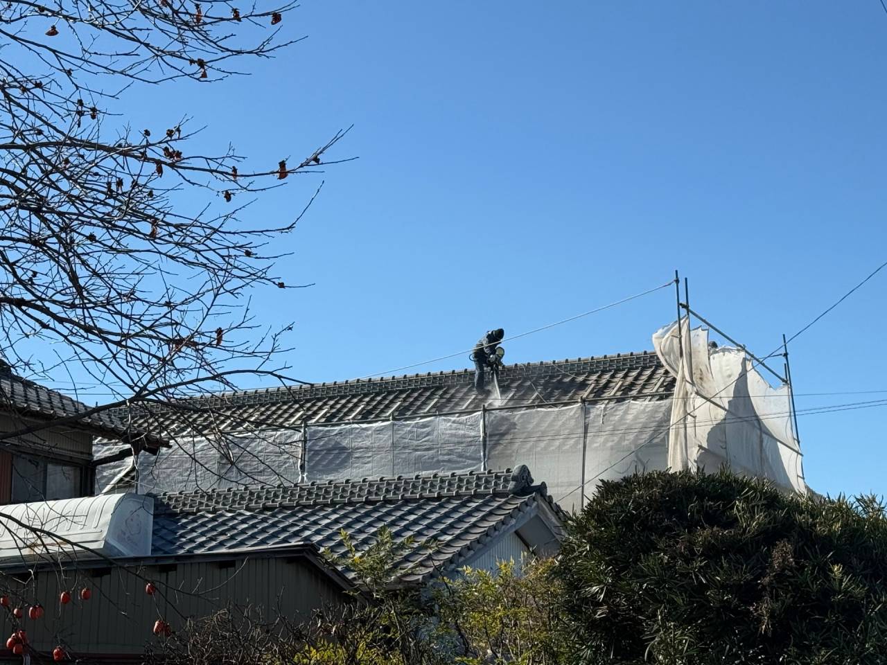 石井町で屋根塗装(遮熱フッ素)